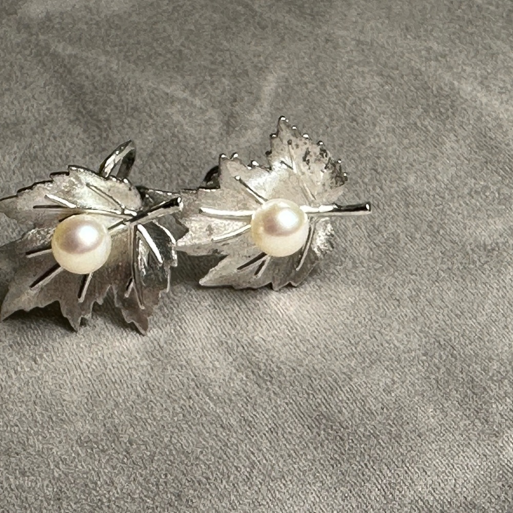 Mikimoto Silver Earrings - Picture 2 of 6